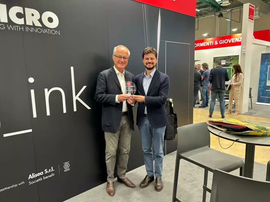 ICRO wins &#8220;Innovation&#8221; award at Interzum Forum Italy Award